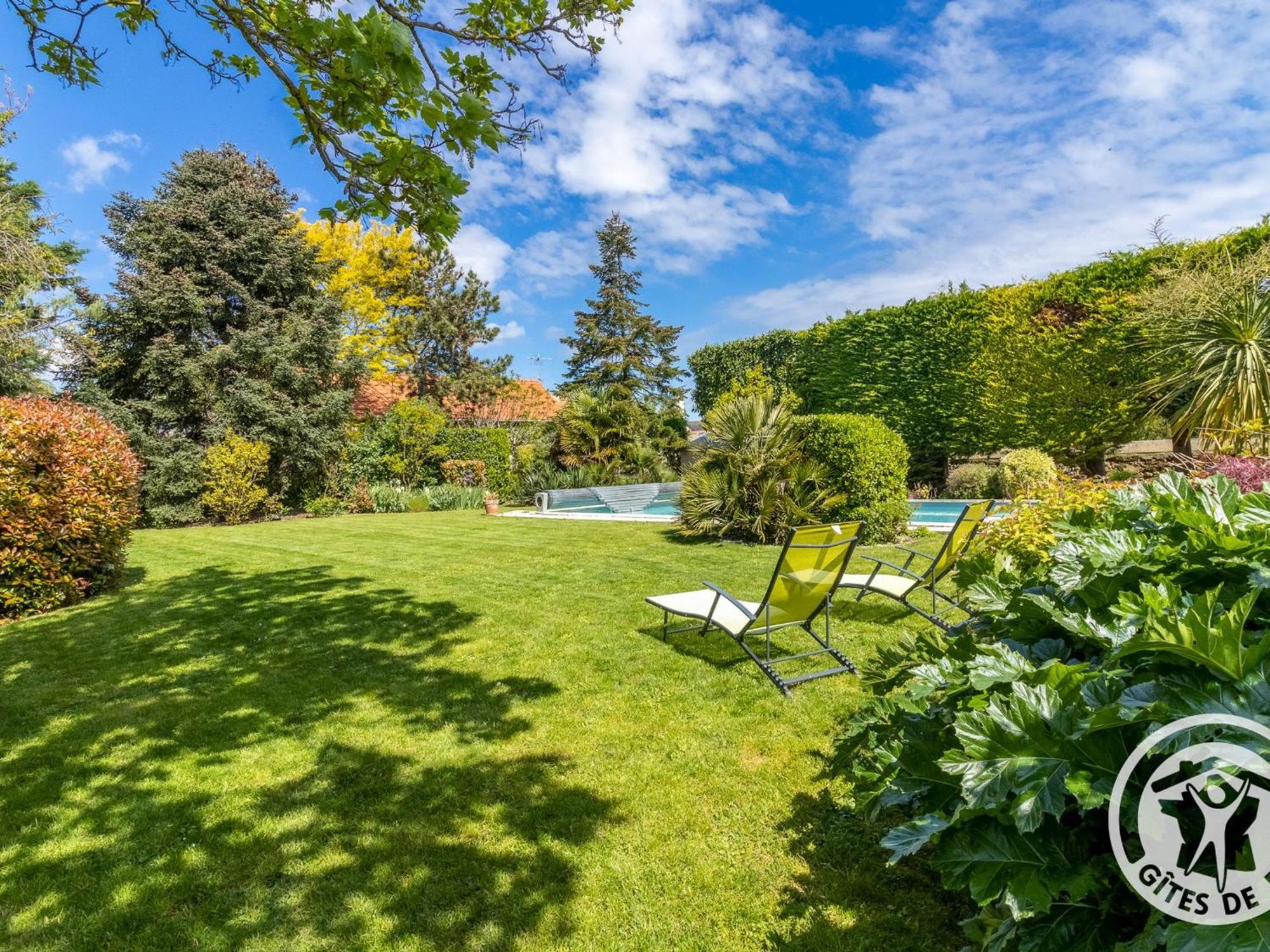 Sejour De Charme Avec Piscine A Saint-Georges-Sur-Layon, Proche De Saumur Et Des Chateaux De La Loire - Fr-1-622-81 Bed & Breakfast Doue-en-Anjou Exterior photo